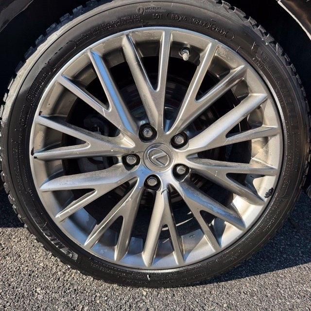 Lexus IS  2016