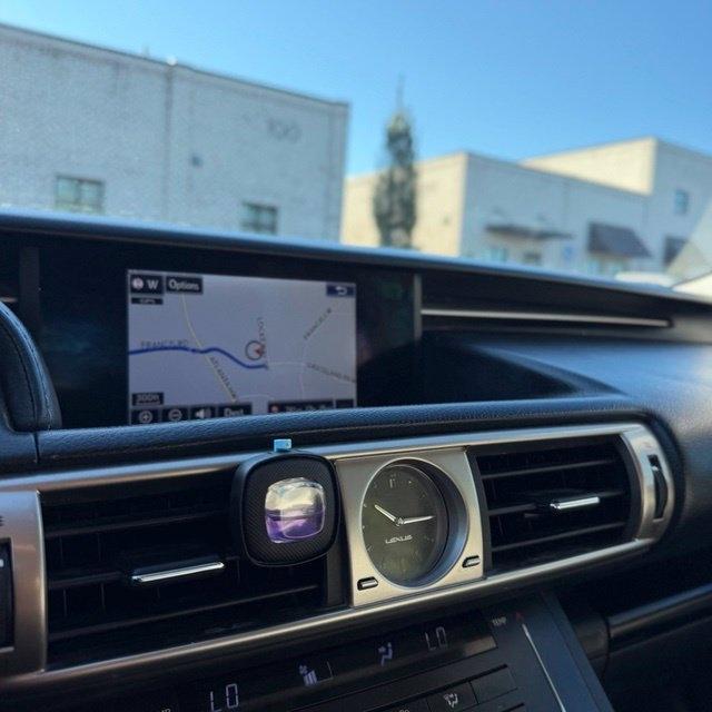 Lexus IS  2016