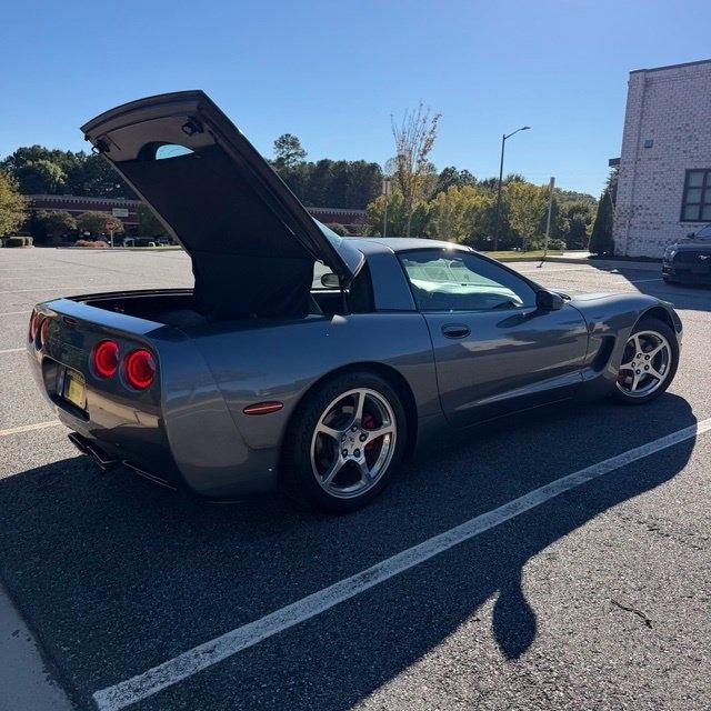 Chevrolet Corvette  2003