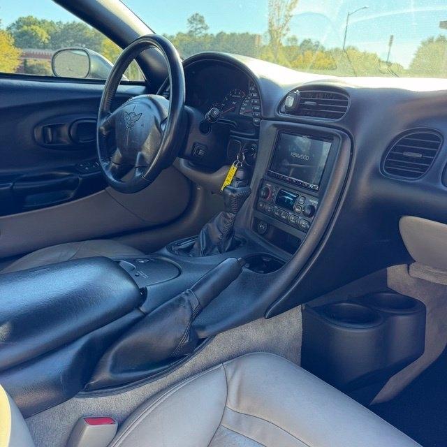 Chevrolet Corvette  2003