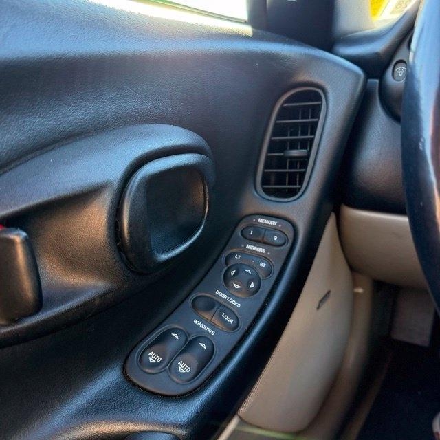 Chevrolet Corvette  2003