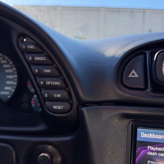 Chevrolet Corvette  2003