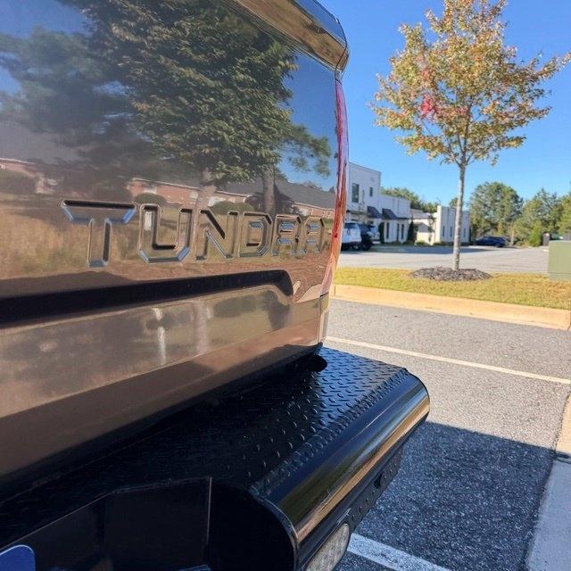 Toyota Tundra  2015