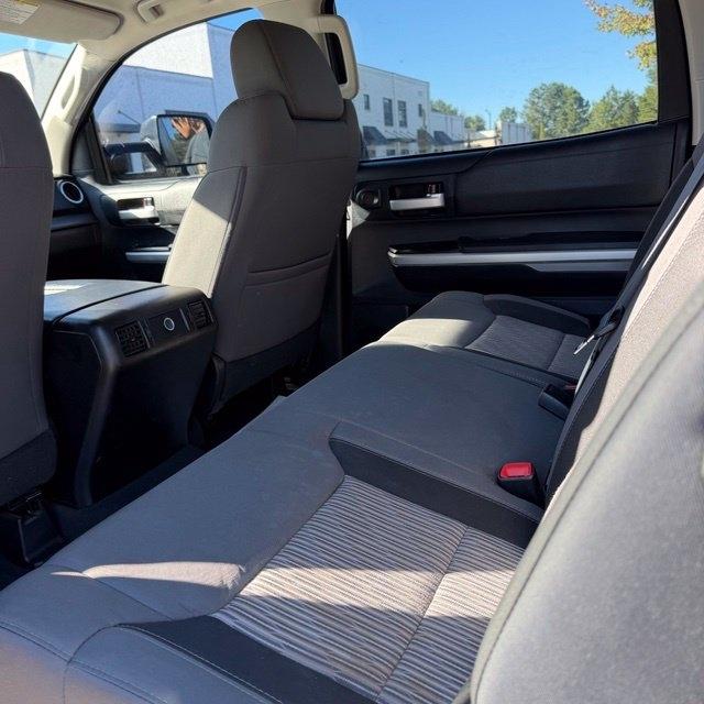 Toyota Tundra  2015