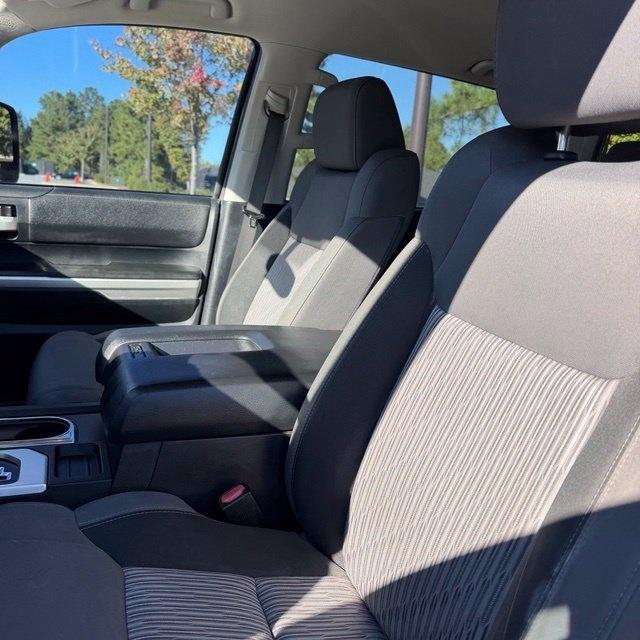 Toyota Tundra  2015