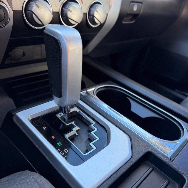 Toyota Tundra  2015