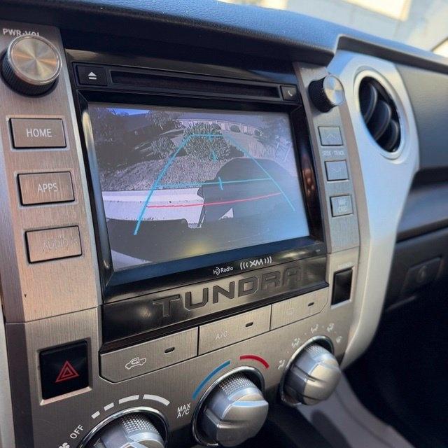 Toyota Tundra  2015