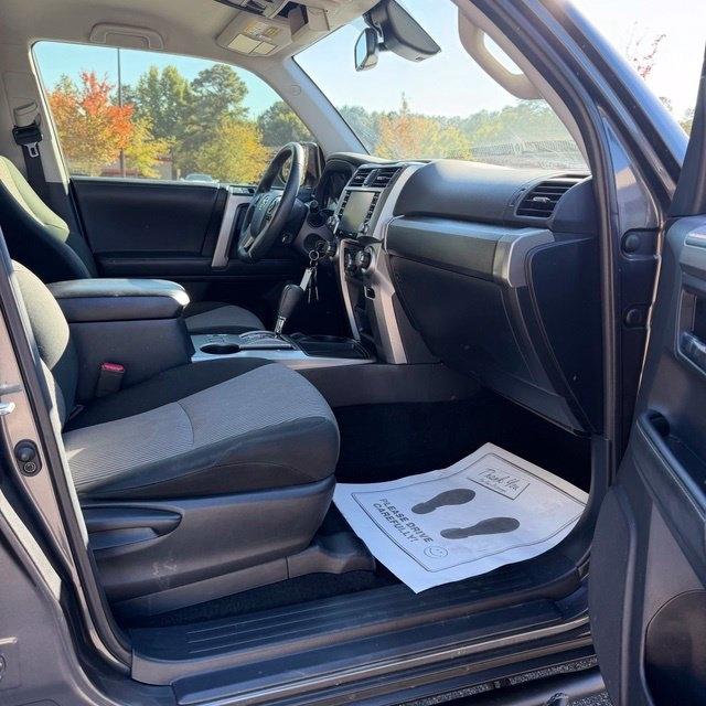 Toyota 4Runner  2020