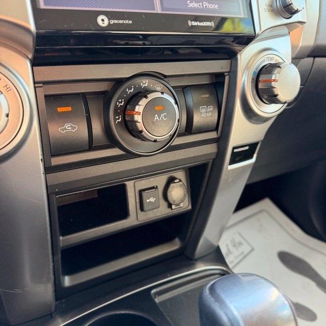 Toyota 4Runner  2020