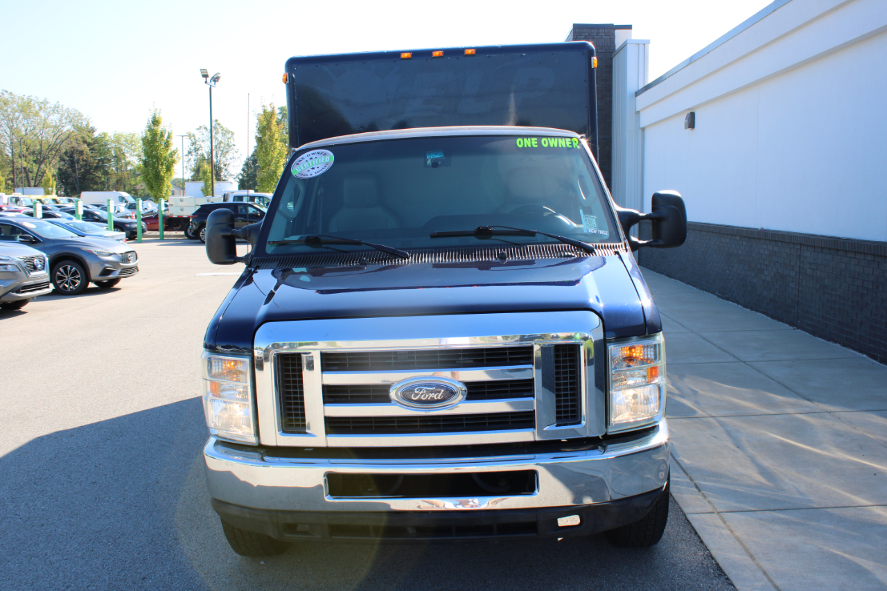 Ford Econoline E-350 Super Duty 2011 Ford Econoline E-350 Super Duty 2011