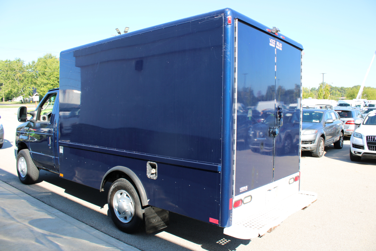 Ford Econoline E-350 Super Duty 2011 Ford Econoline E-350 Super Duty 2011