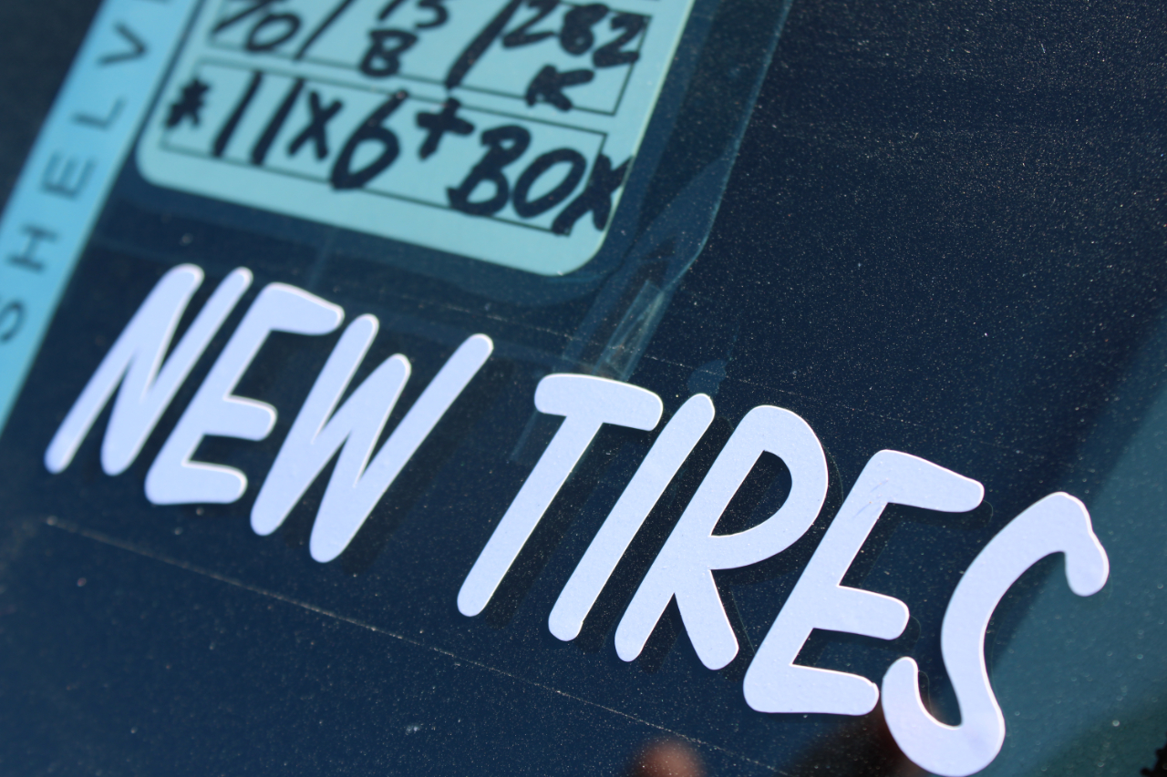 Ford Econoline E-350 Super Duty 2011 Ford Econoline E-350 Super Duty 2011