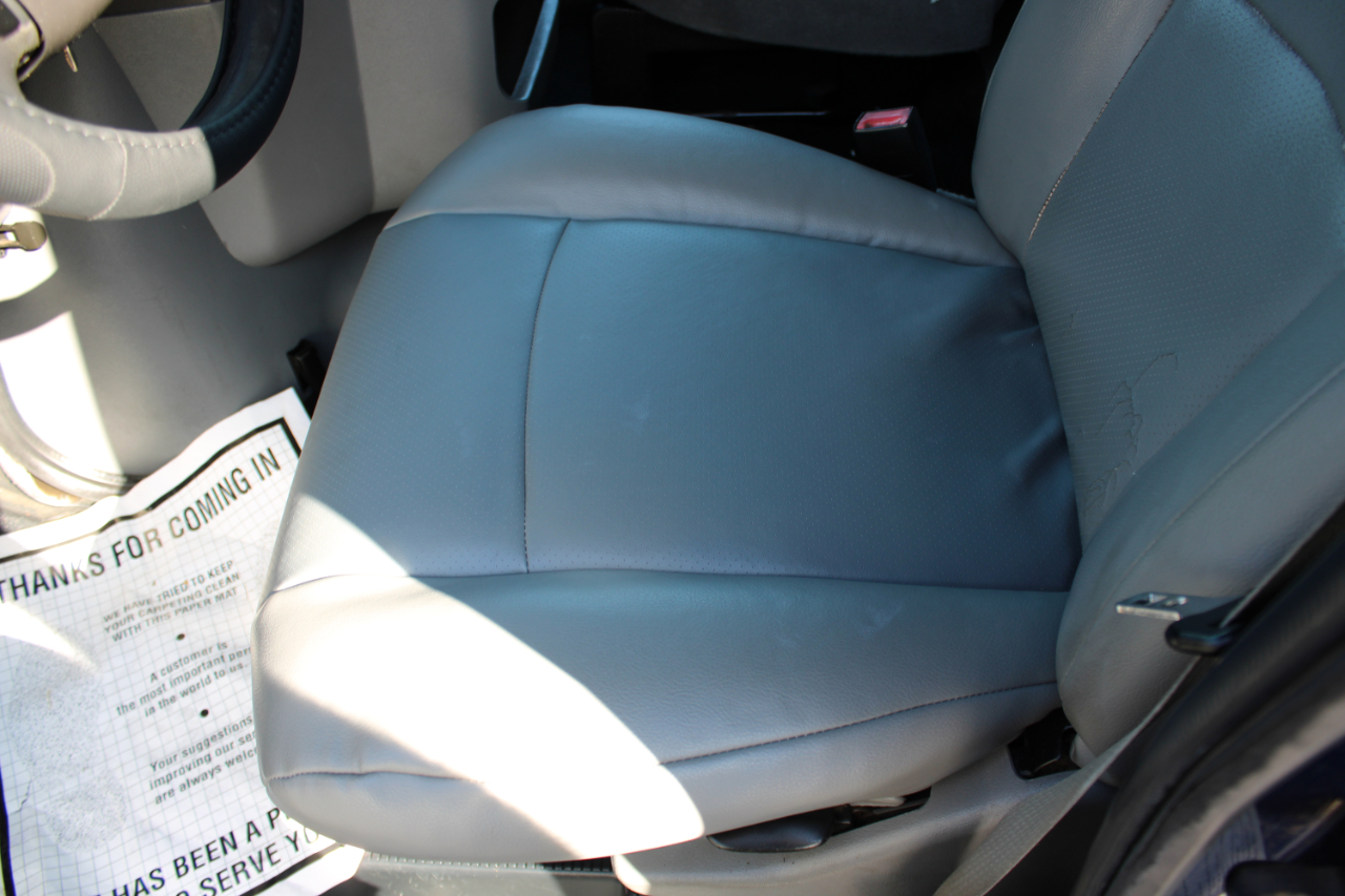 Ford Econoline E-350 Super Duty 2011 Ford Econoline E-350 Super Duty 2011