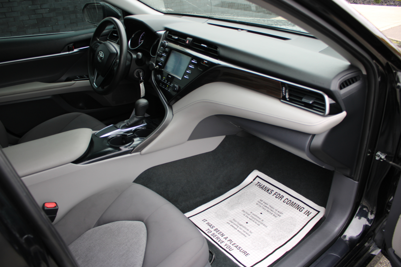 Toyota Camry LE 2020 Toyota Camry LE 2020