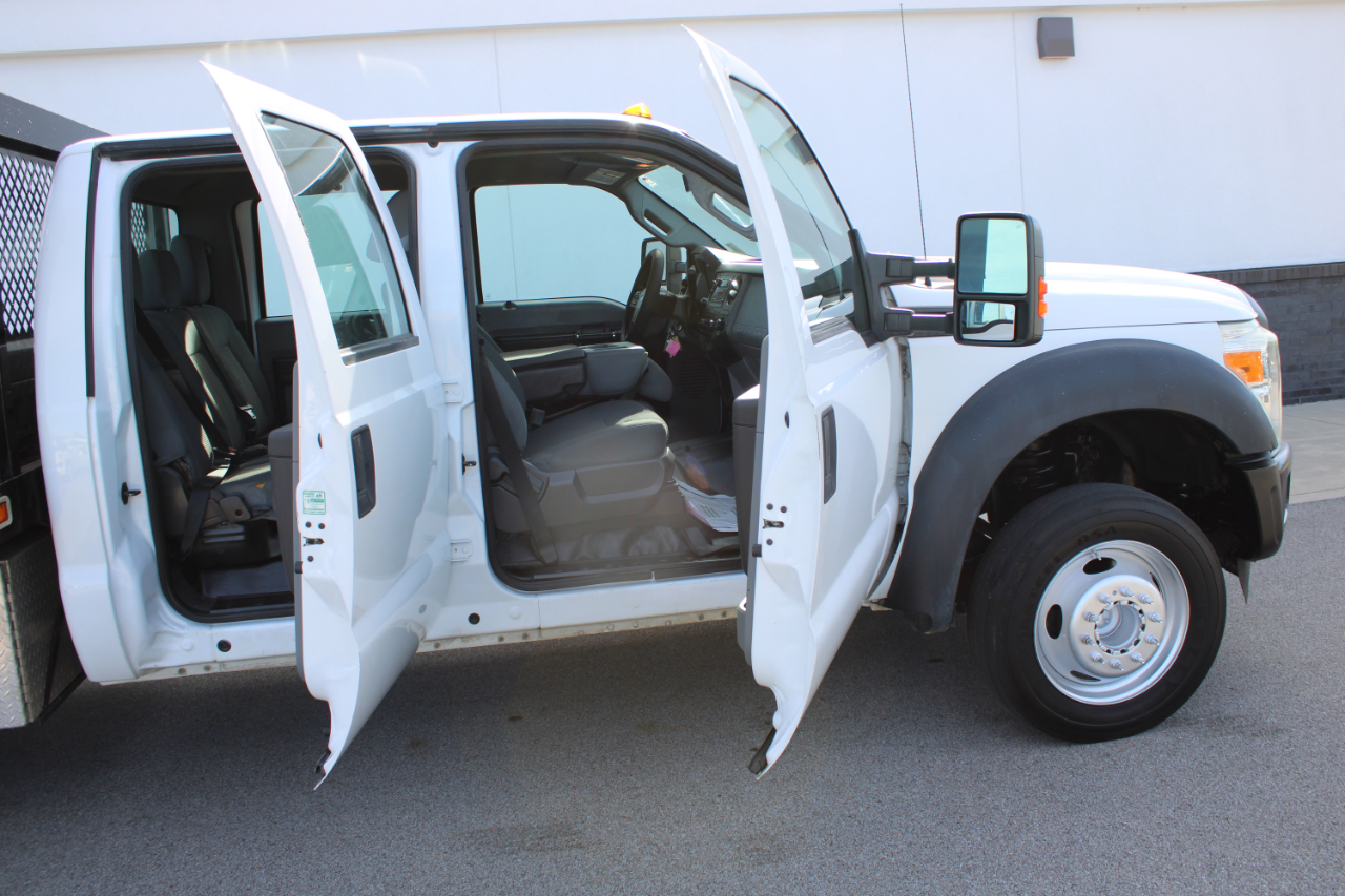 Ford F-550 Crew Cab DRW 2WD 2015