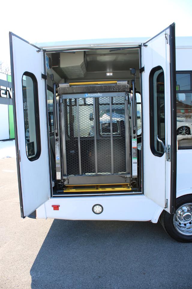 Ford Transit T-350 HD DRW 2016