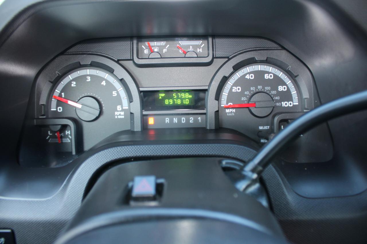 Ford Econoline E-150 XL 2011