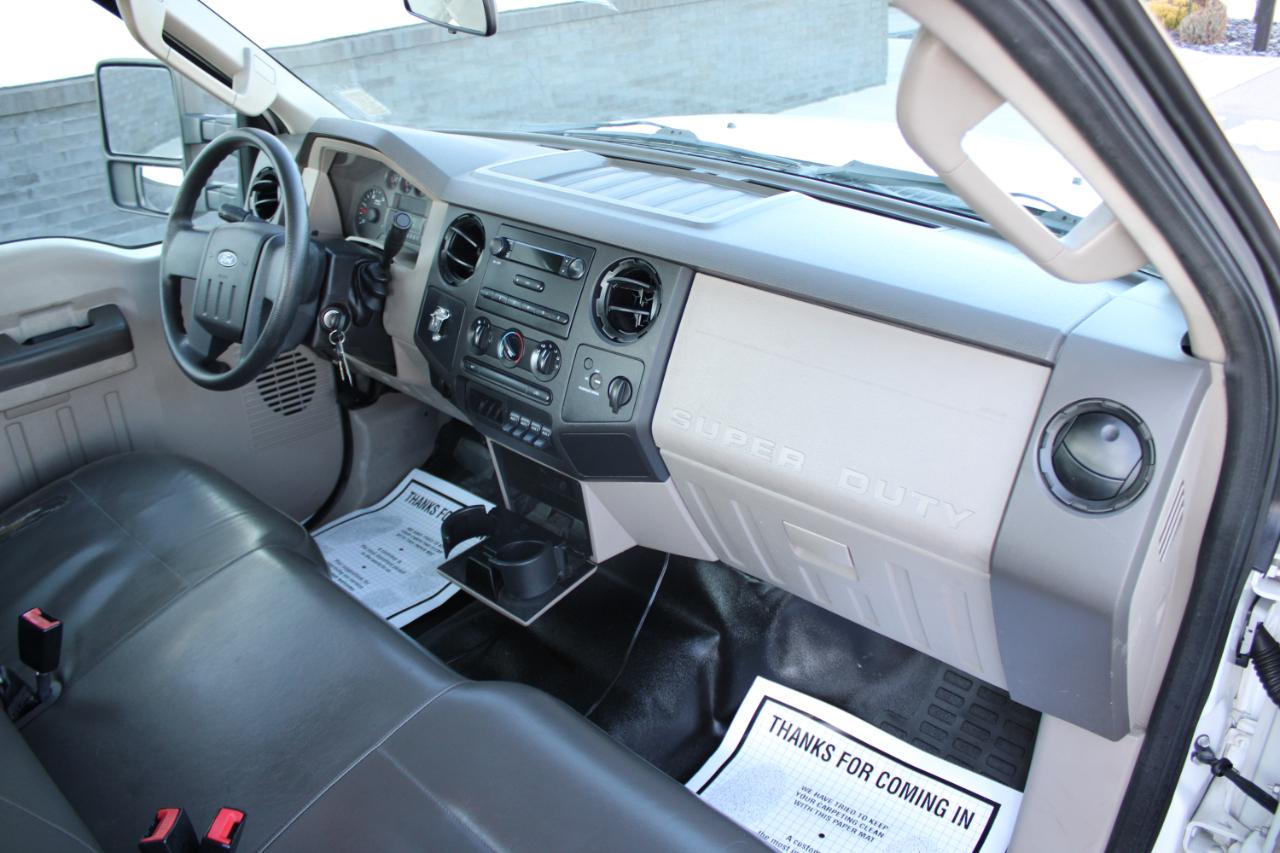 Ford F-350 SD XL DRW 2WD 2009