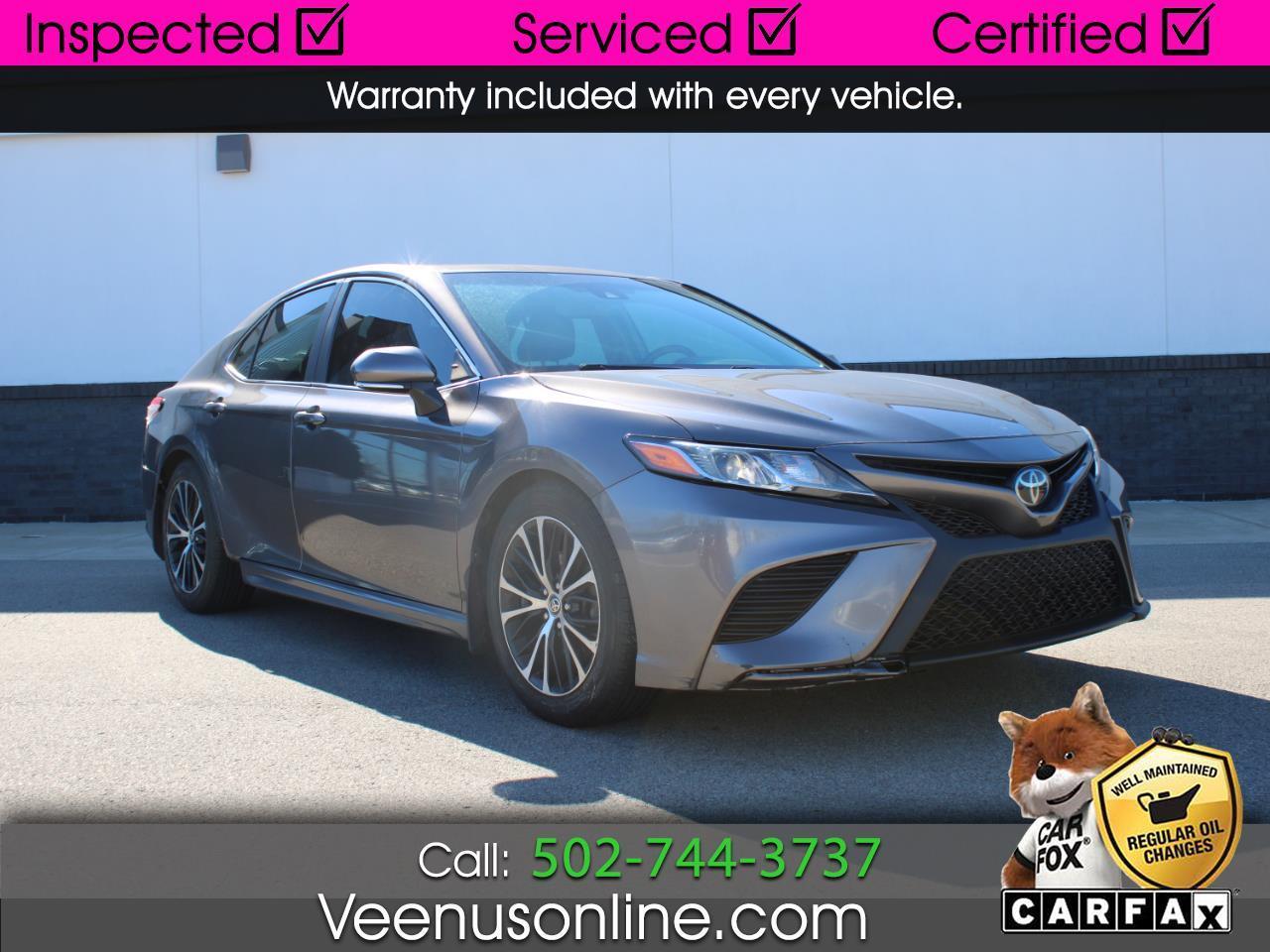 Toyota Camry SE 2020