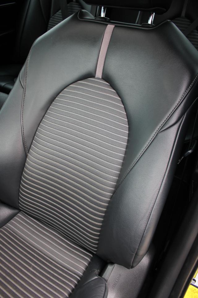 Toyota Camry SE 2020