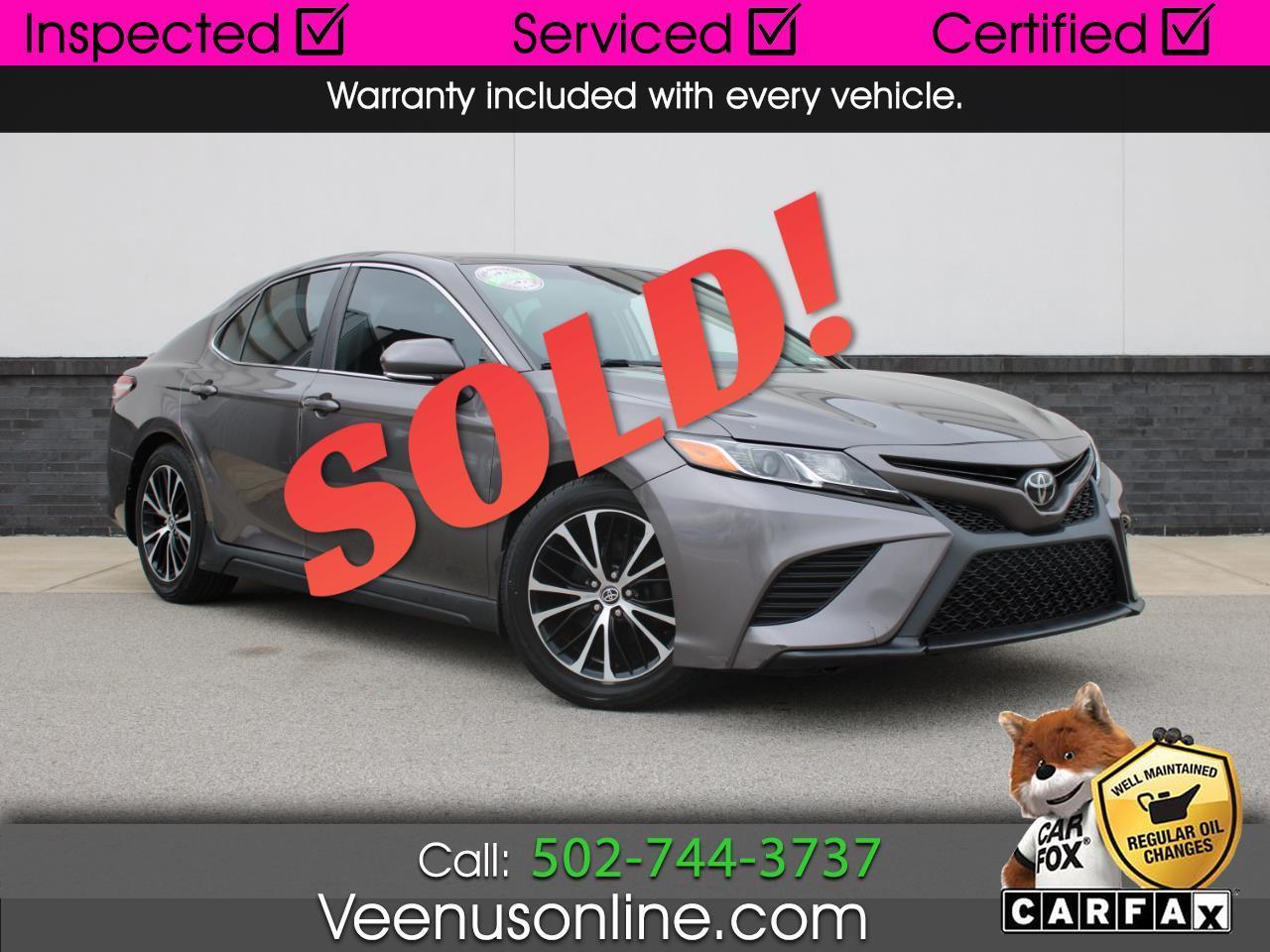 Toyota Camry SE 2020