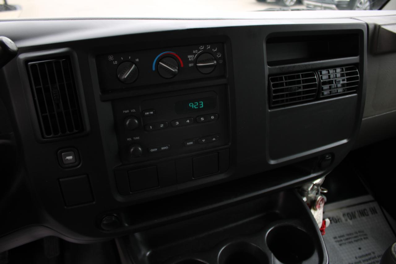 GMC Savana G3500 2005