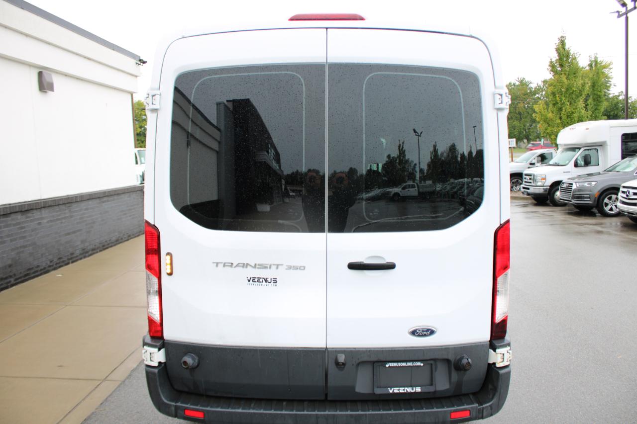 Ford Transit 350 Wagon Med. Roof XL w/Sliding Pass. 148-in. WB 2017