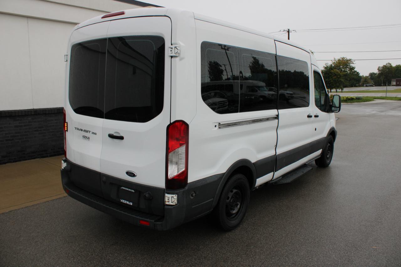 Ford Transit 350 Wagon Med. Roof XL w/Sliding Pass. 148-in. WB 2017