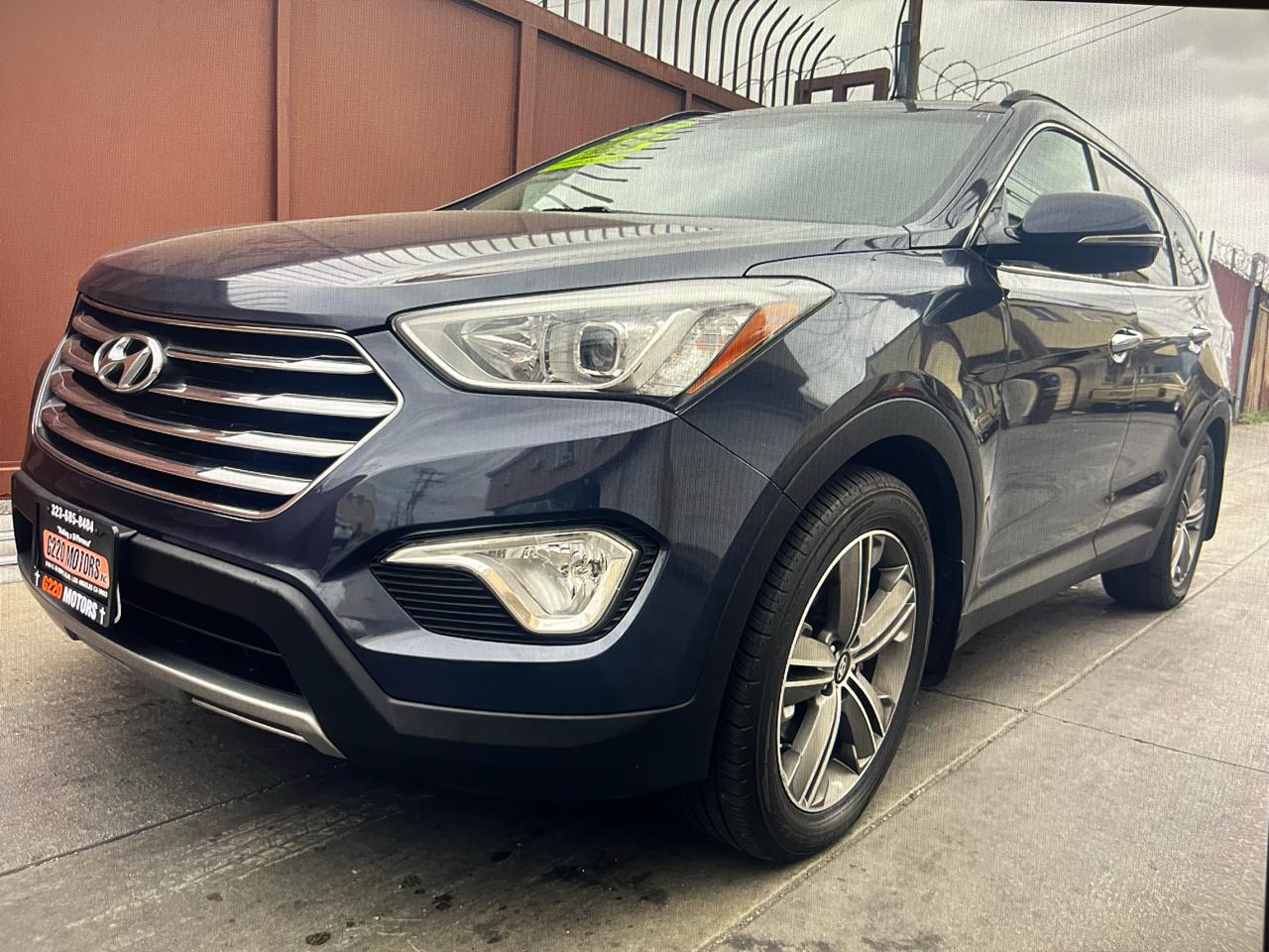 Hyundai Santa Fe Limited FWD 2014