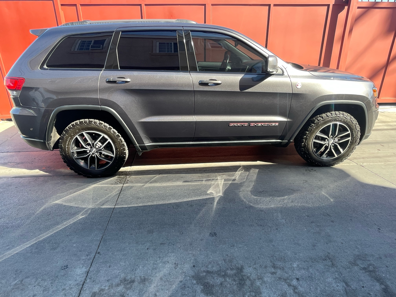 Jeep Grand Cherokee Trailhawk 4WD 2017 Jeep Grand Cherokee Trailhawk 4WD 2017