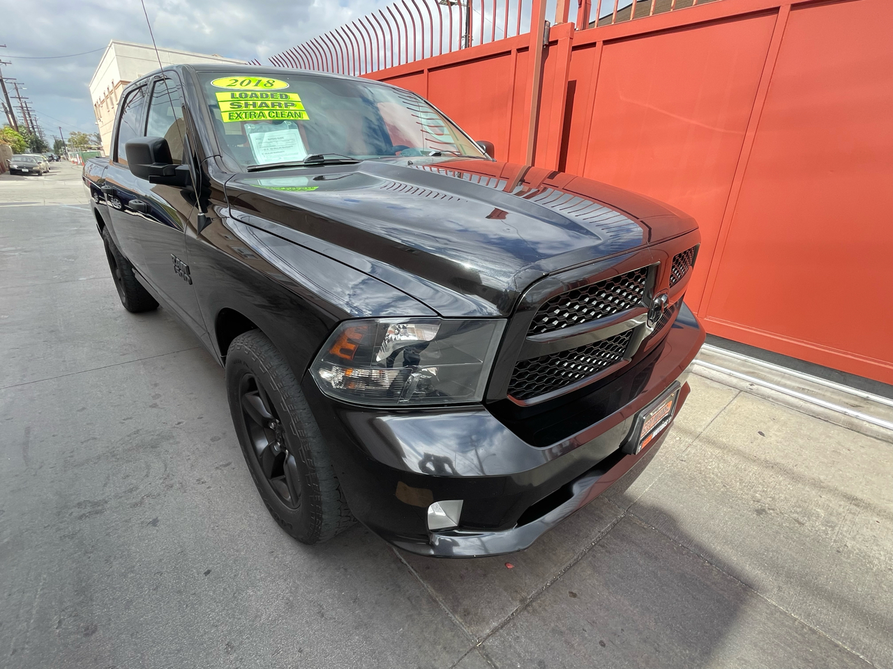 RAM 1500 Tradesman Crew Cab SWB 2WD 2018 RAM 1500 Tradesman Crew Cab SWB 2WD 2018