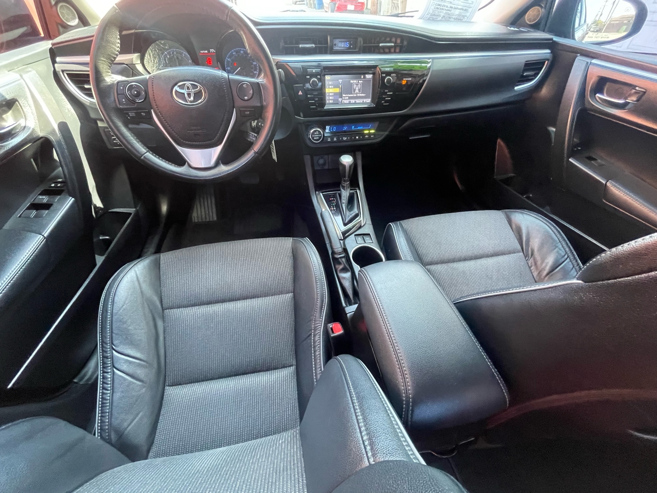 Toyota Corolla S Premium CVT 2014 Toyota Corolla S Premium CVT 2014