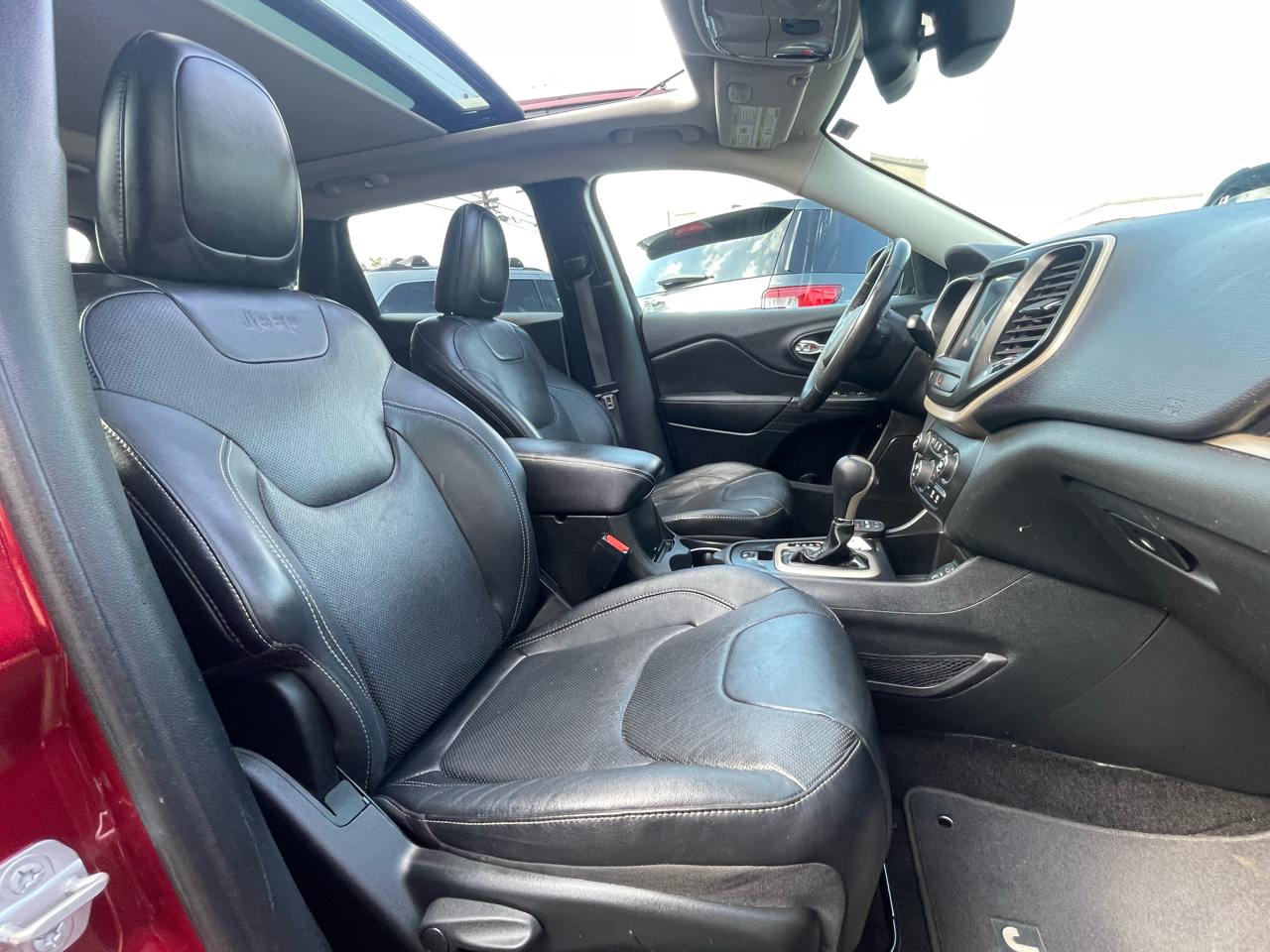Jeep Cherokee Limited FWD 2015 Jeep Cherokee Limited FWD 2015
