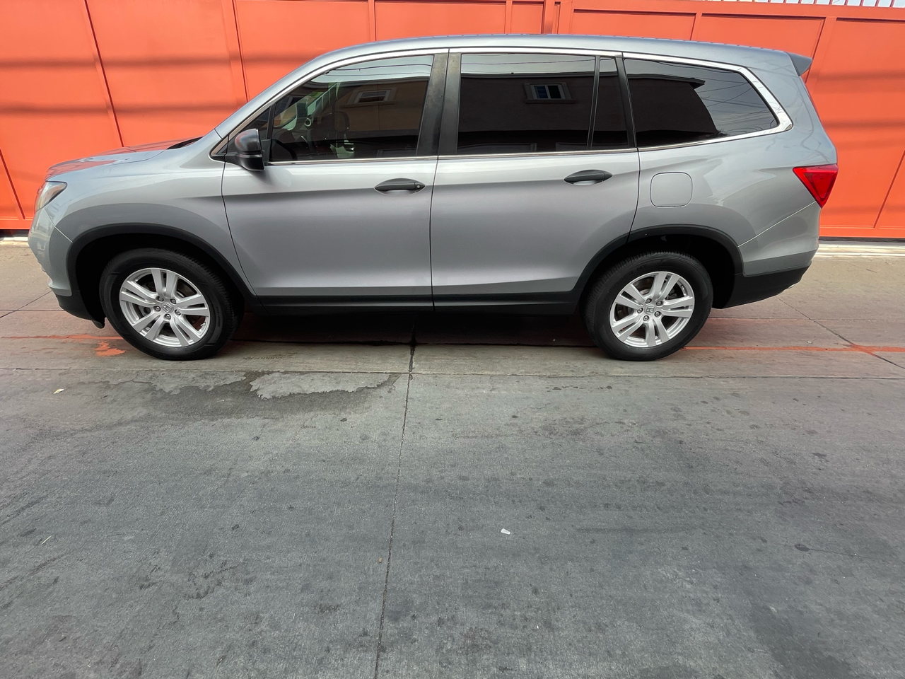 Honda Pilot LX 2WD 2017 Honda Pilot LX 2WD 2017