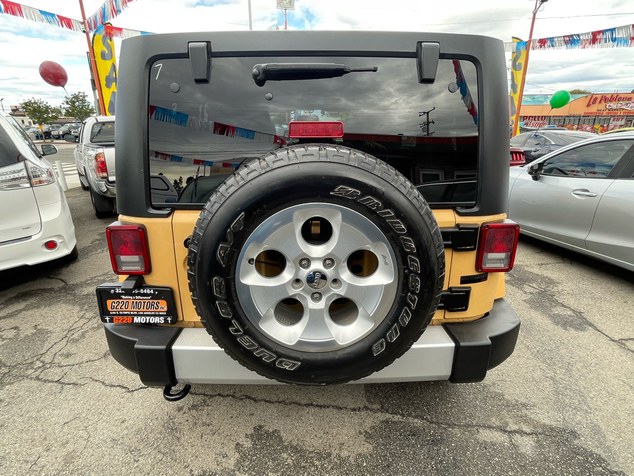 Jeep Wrangler Unlimited Sahara 4WD 2014