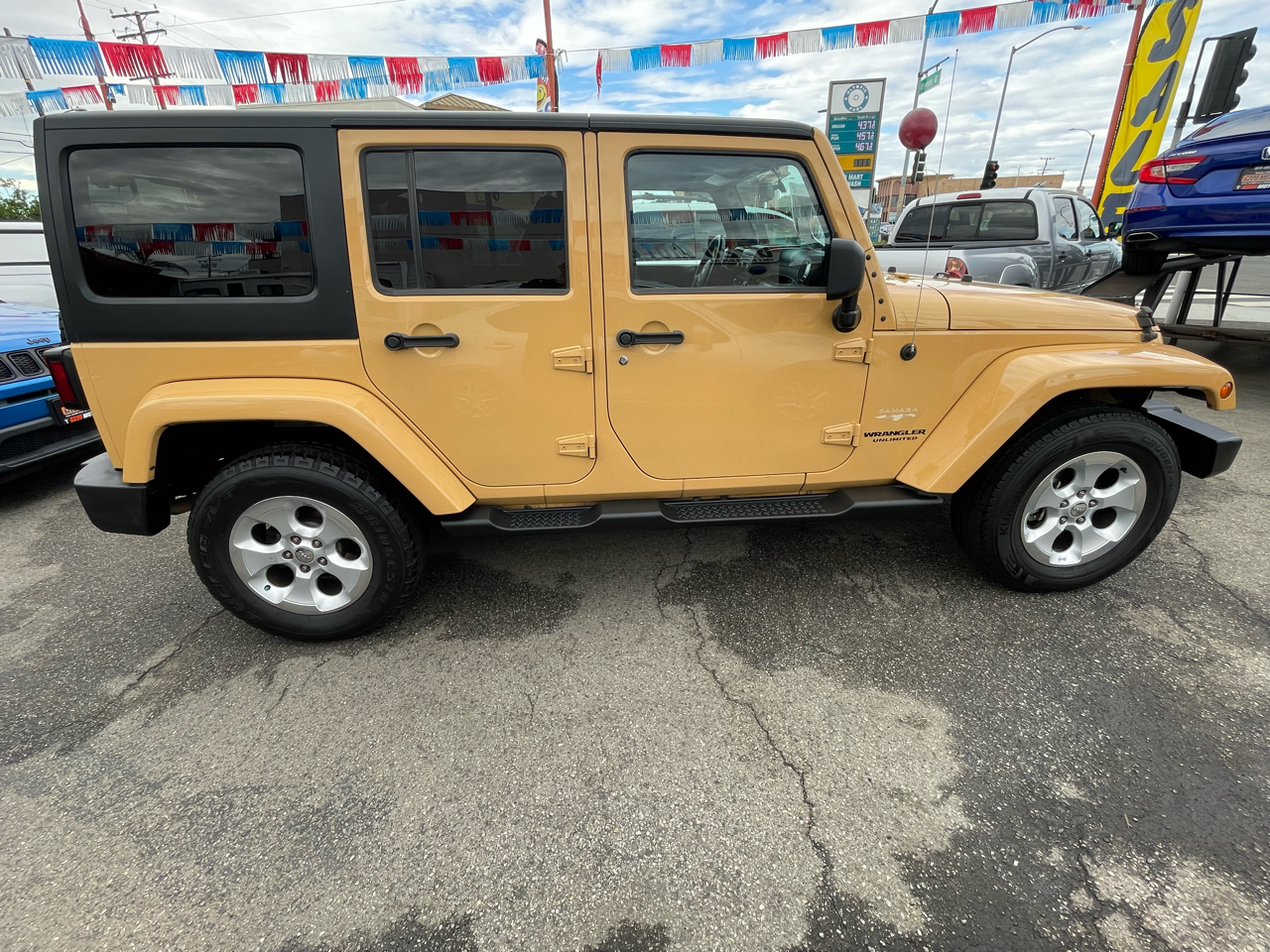 Jeep Wrangler Unlimited Sahara 4WD 2014
