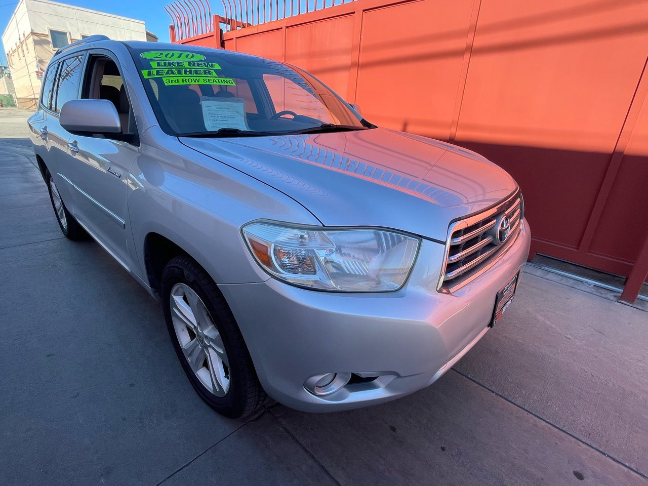 Toyota Highlander Limited 2WD 2010