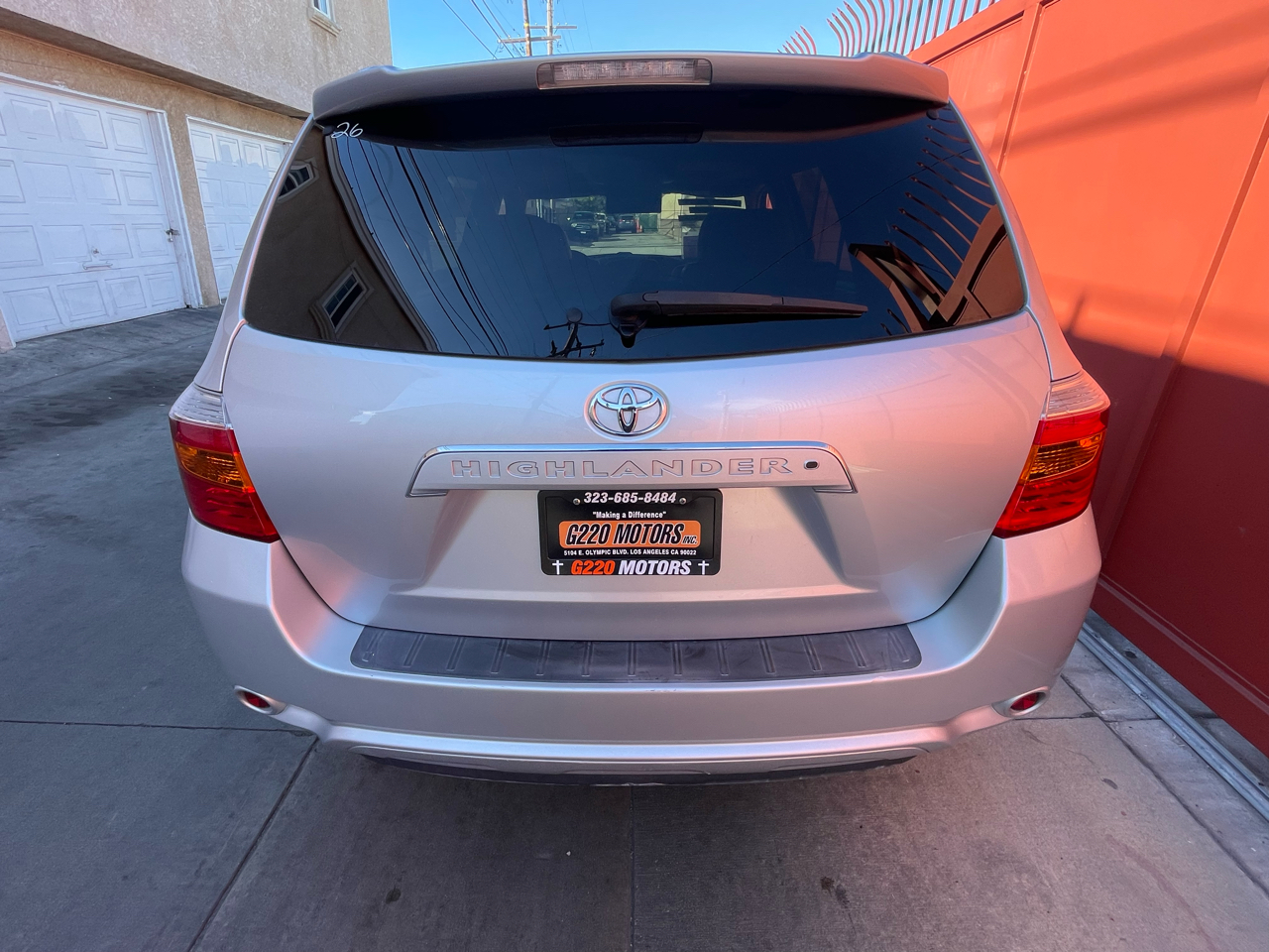 Toyota Highlander Limited 2WD 2010