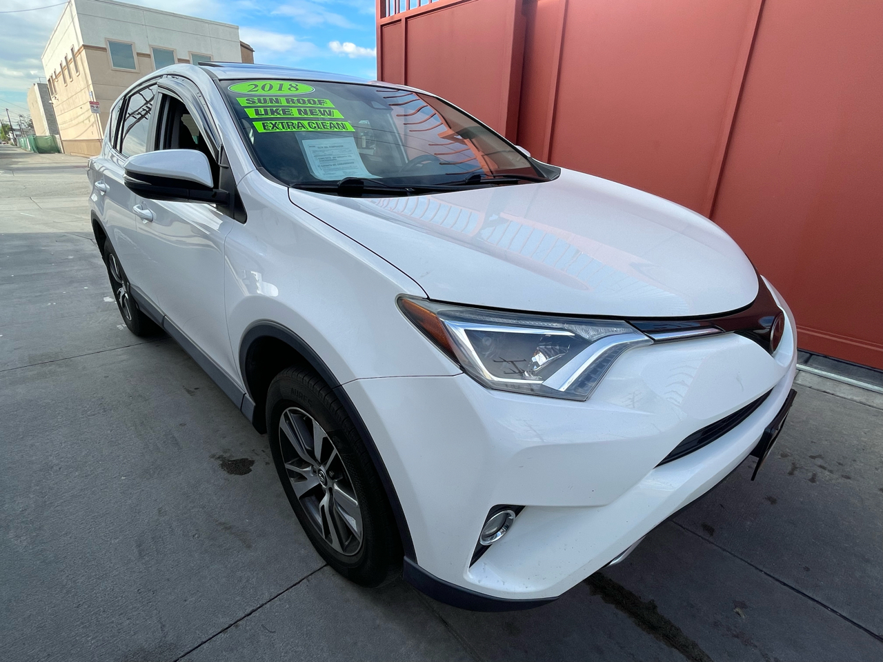 2018 Toyota RAV4 XLE FWD