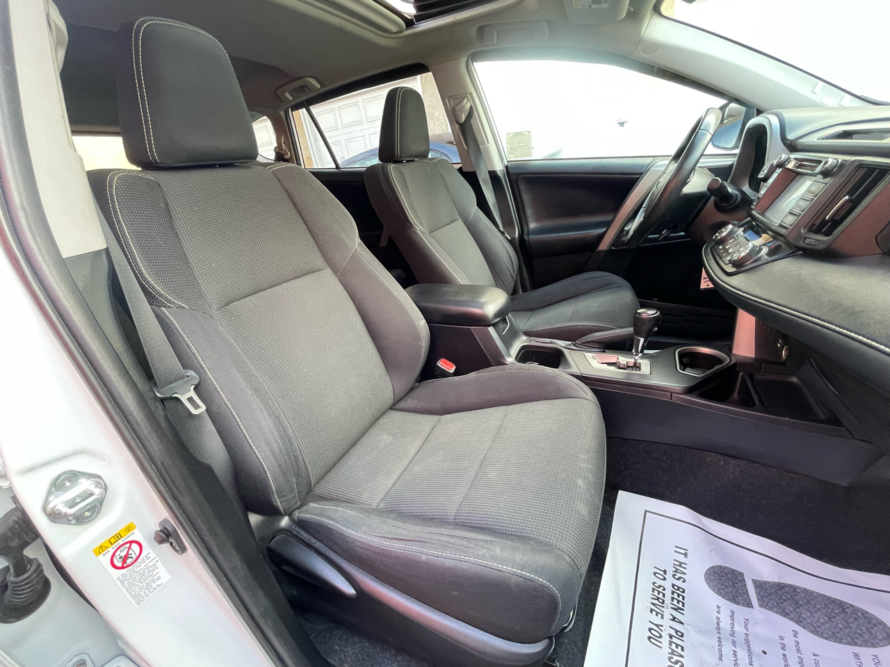 Toyota RAV4 XLE FWD 2018