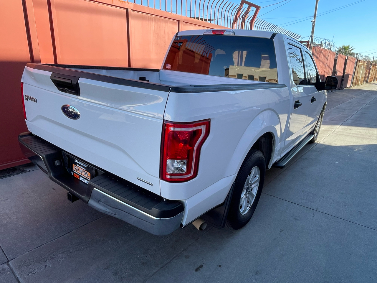 Ford F-150 XLT SuperCrew 5.5-ft. Bed 2WD 2015