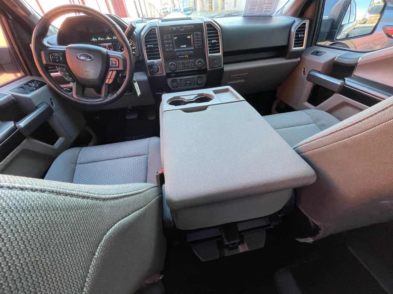 Ford F-150 XLT SuperCrew 5.5-ft. Bed 2WD 2015