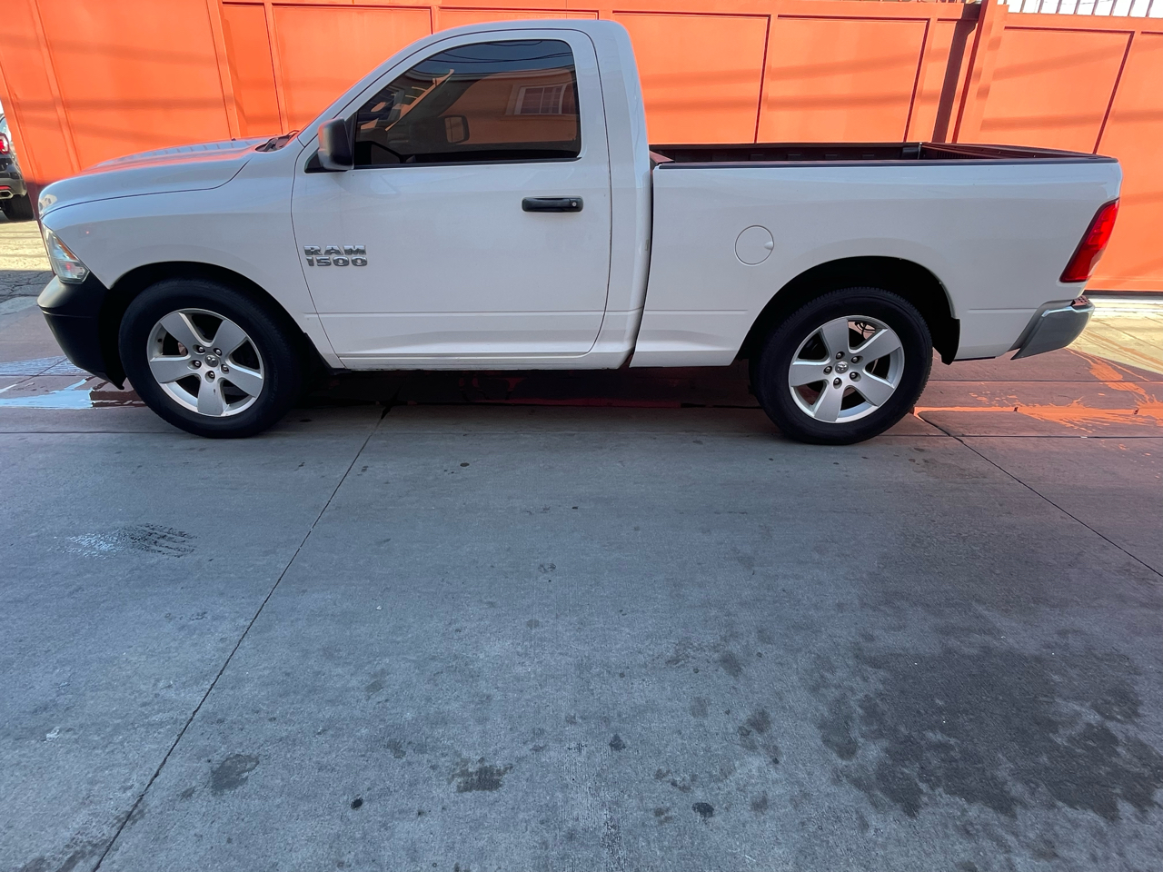 RAM 1500 Tradesman Regular Cab SWB 2WD 2018