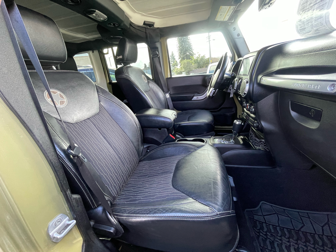 Jeep Wrangler Unlimited Sport 4WD 2013