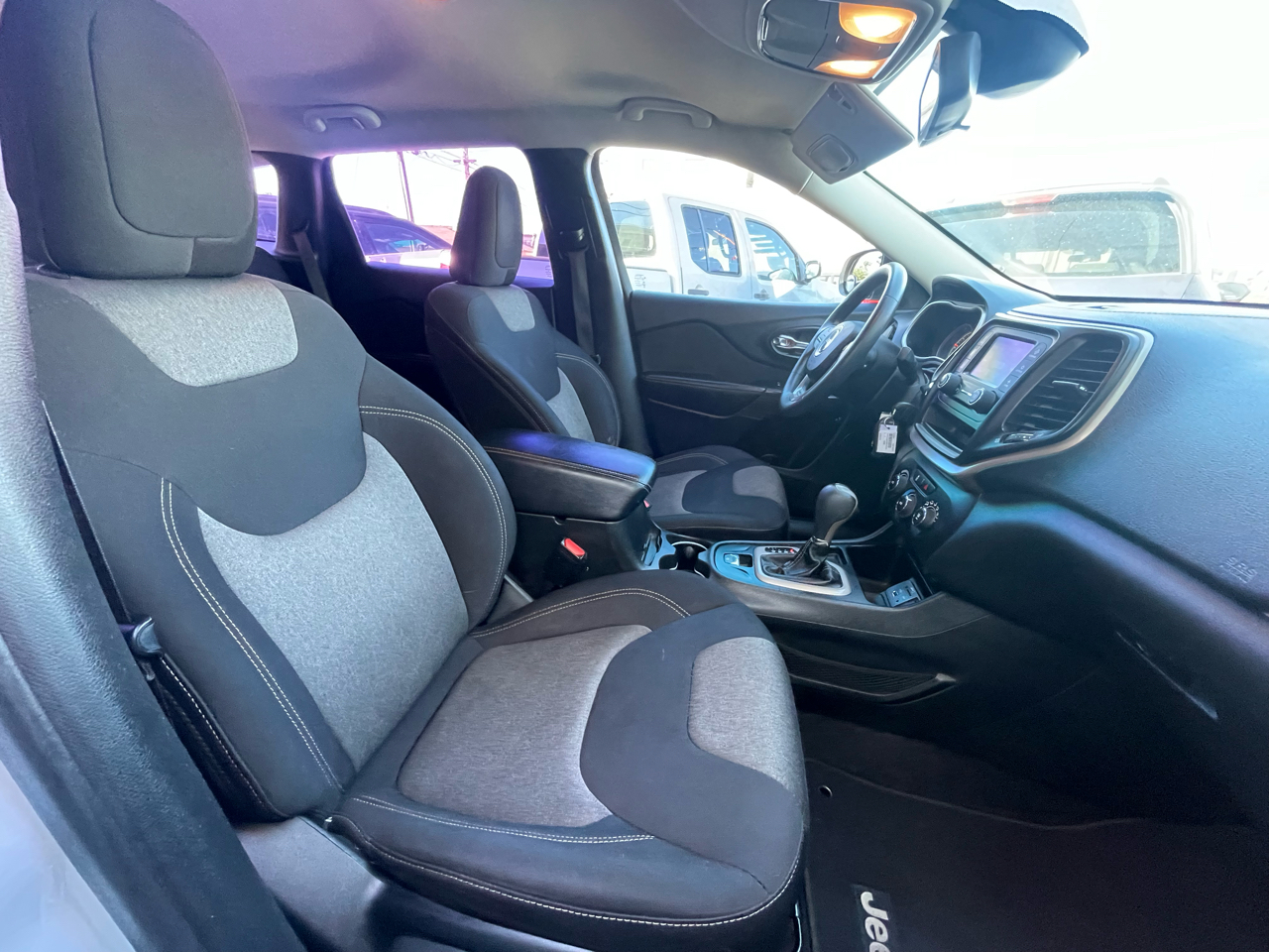 Jeep Cherokee Sport FWD 2015