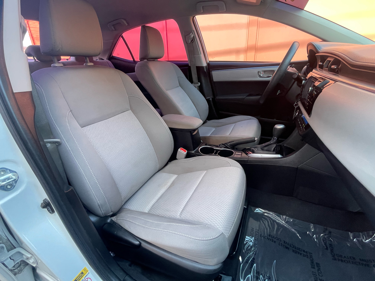 Toyota Corolla LE Plus CVT 2015