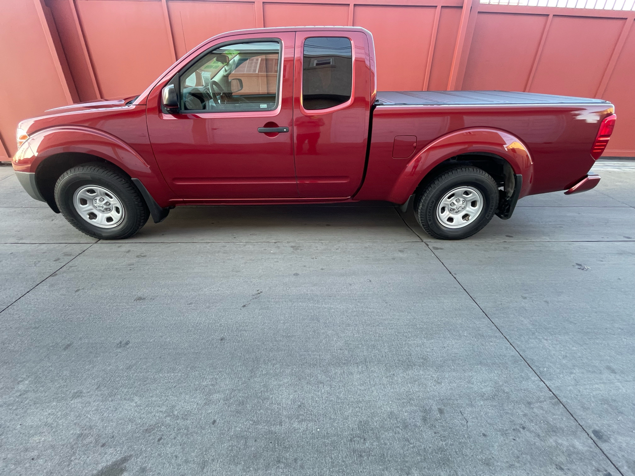 Nissan Frontier SV King Cab I4 5MT 2WD 2018