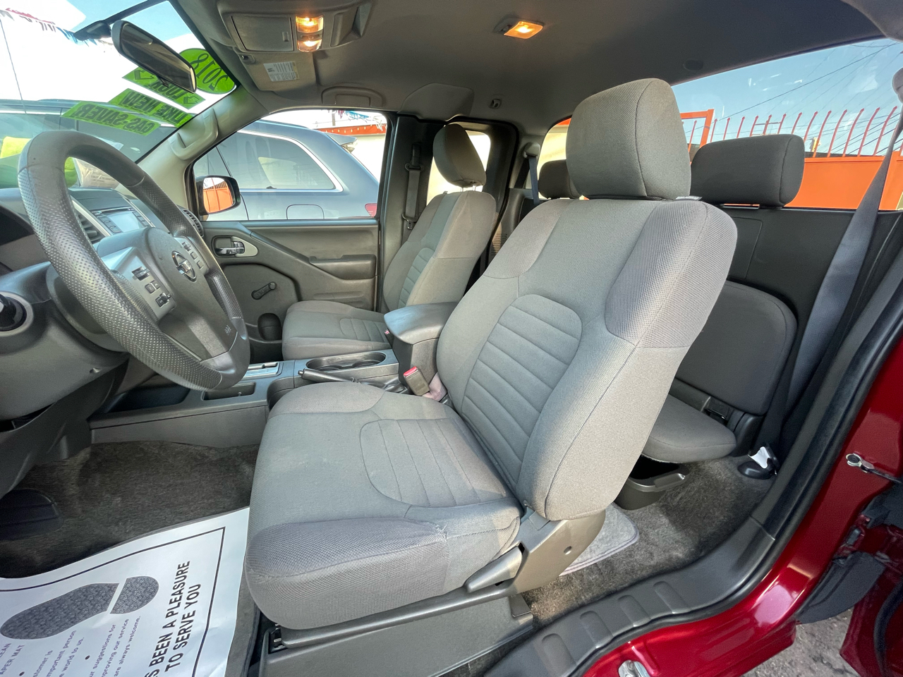 Nissan Frontier SV King Cab I4 5MT 2WD 2018
