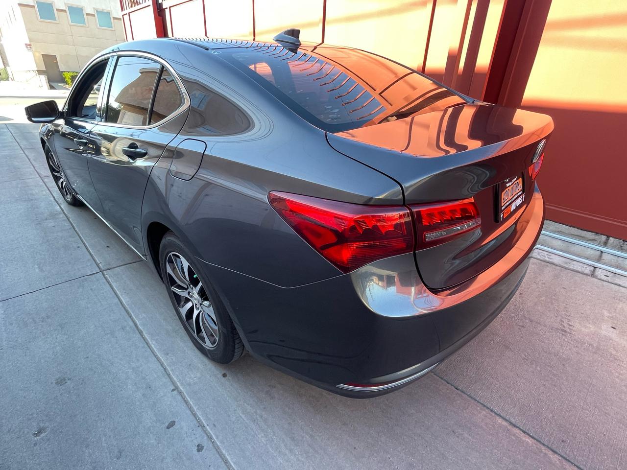 Acura TLX 8-Spd DCT 2015