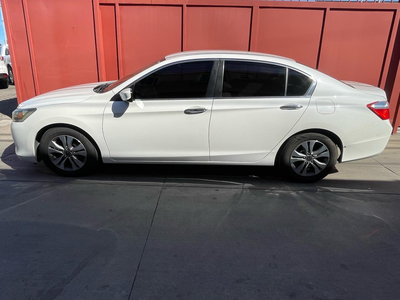 Honda Accord LX Sedan CVT 2013
